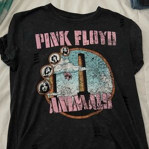 aeropostale black graphic tee